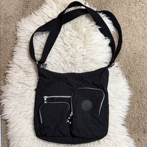 Oakarbo Crossbody Bag Nylon Multi-Pocket Travel Shoulder Bag Black Large